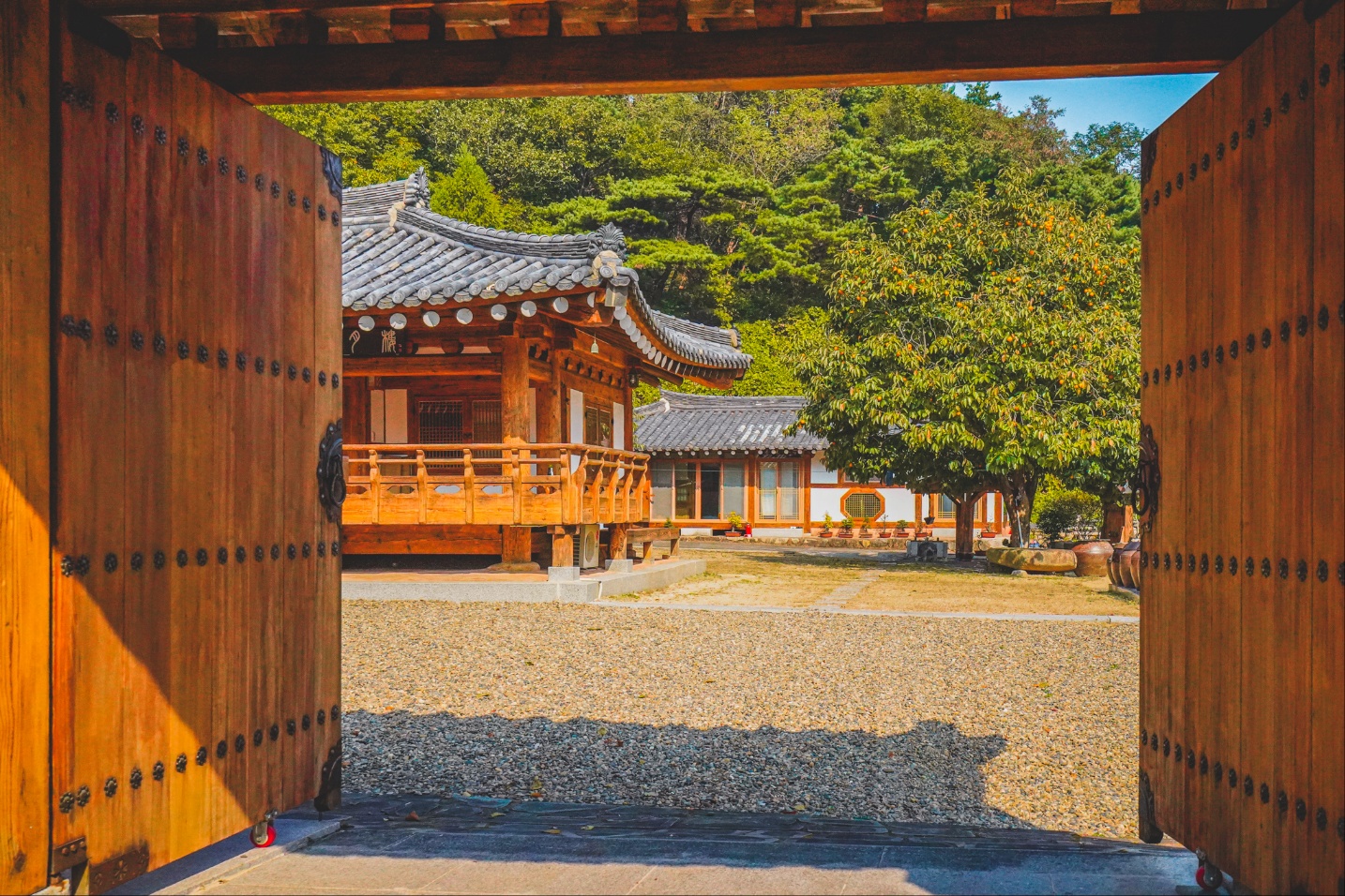 간월산 전경이 한눈에 보이는 